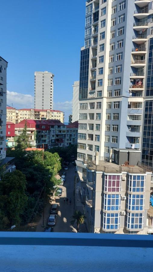 Andrew's 2 In ანდრიას 2 ოთახიანი აპარტამენტი ბათუმში Batum